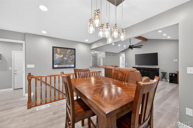 1464 Snowbird Lane, O'fallon, MO 63366