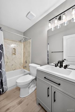 1464 Snowbird Lane, O'fallon, MO 63366