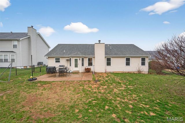 1464 Snowbird Lane, O'fallon, MO 63366