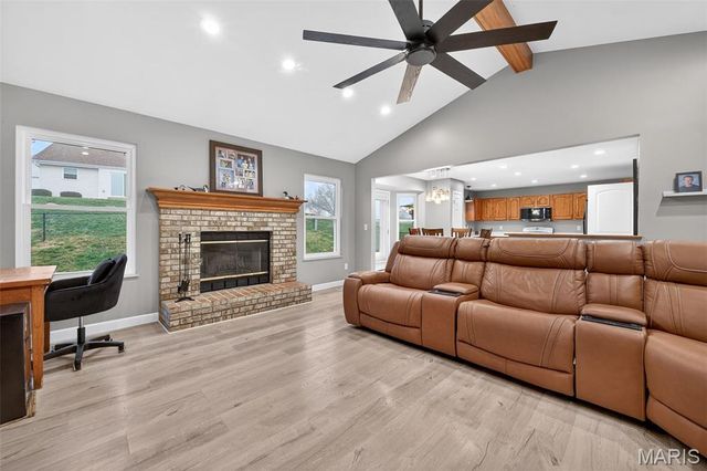 1464 Snowbird Lane, O'fallon, MO 63366