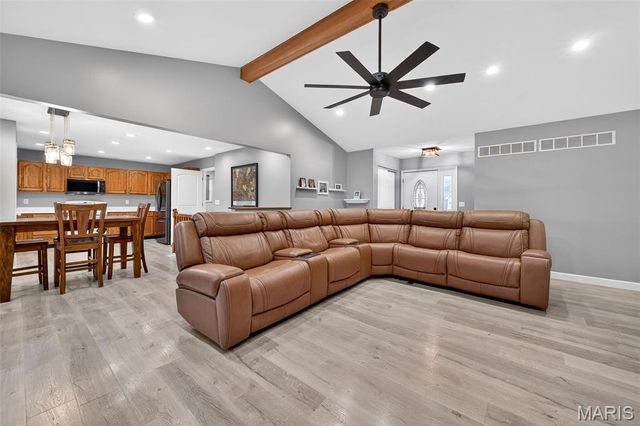 1464 Snowbird Lane, O'fallon, MO 63366