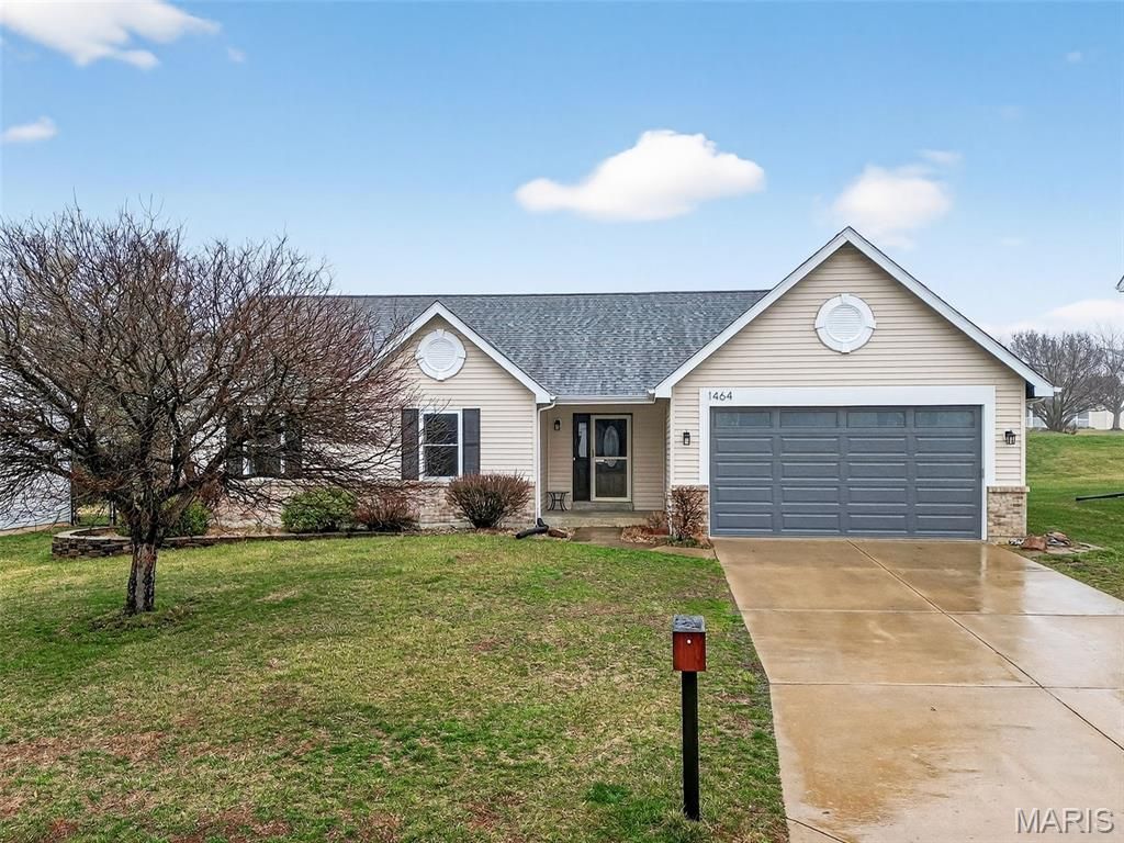 1464 Snowbird Lane, O'fallon, MO 63366