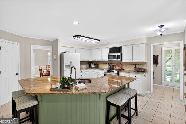 101 Colonnade Drive, Peachtree City, GA 30269