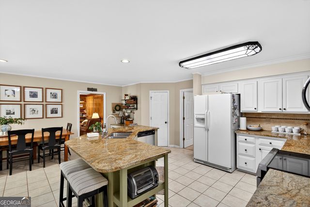 101 Colonnade Drive, Peachtree City, GA 30269