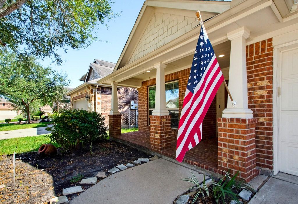 13406 Quail Landing Lane, Rosharon, TX 77583