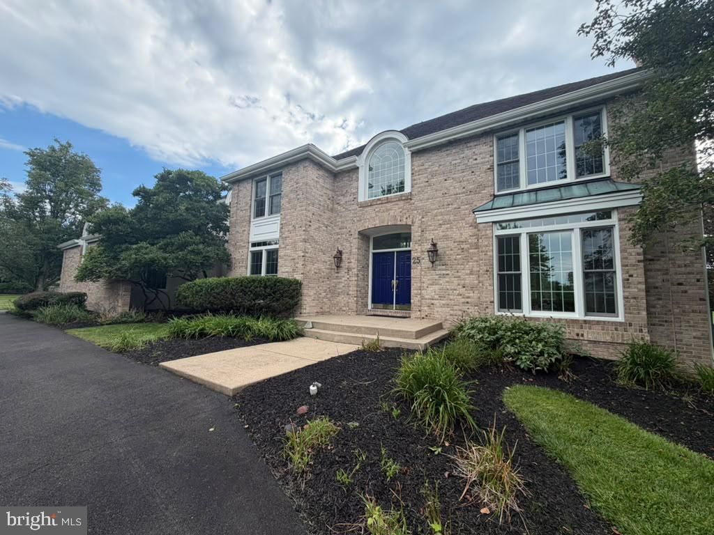 25 SANDTRAP CIR, WARMINSTER, PA 18974 — exterior