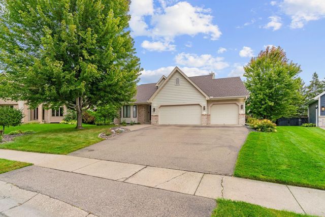 10830 46th Place N, Plymouth, MN 55442