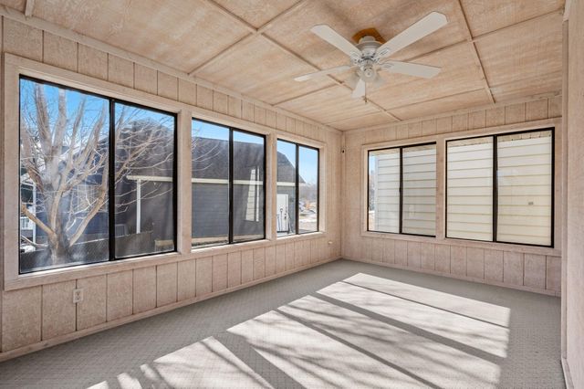 10830 46th Place N, Plymouth, MN 55442