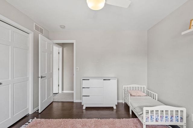 10830 46th Place N, Plymouth, MN 55442