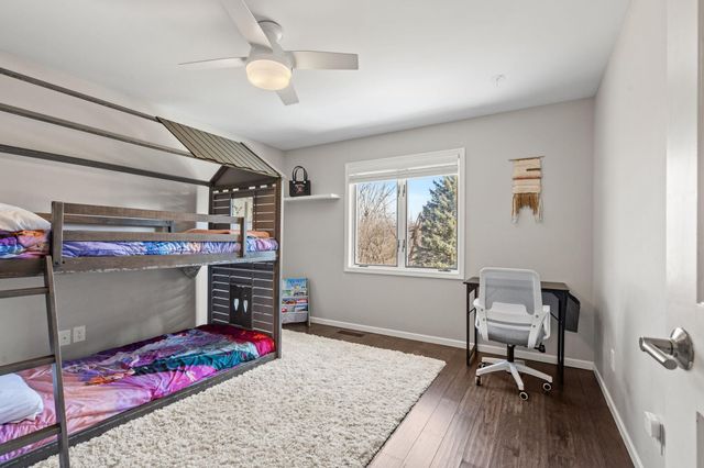 10830 46th Place N, Plymouth, MN 55442