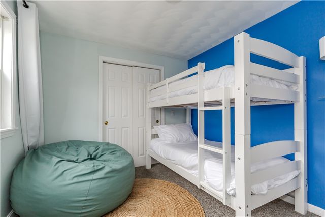 422 Lake Shore Drive, Warwick, RI 02889