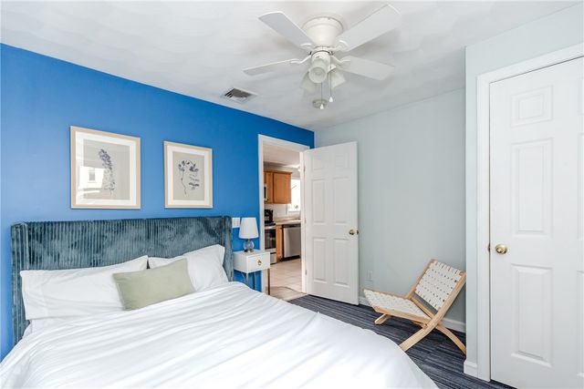 422 Lake Shore Drive, Warwick, RI 02889