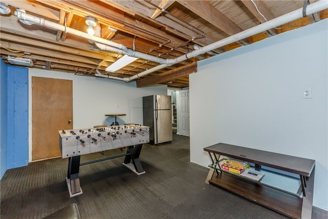 422 Lake Shore Drive, Warwick, RI 02889