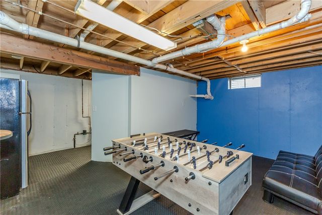 422 Lake Shore Drive, Warwick, RI 02889