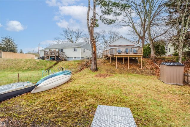 422 Lake Shore Drive, Warwick, RI 02889