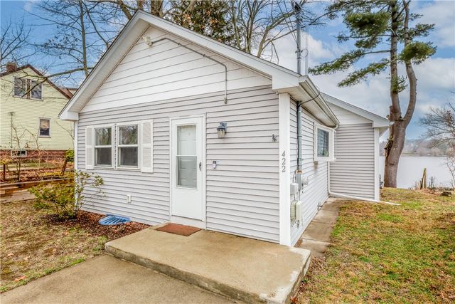 422 Lake Shore Drive, Warwick, RI 02889