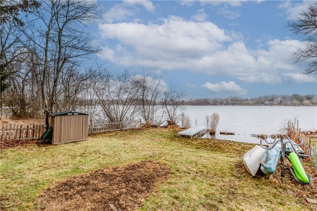 422 Lake Shore Drive, Warwick, RI 02889