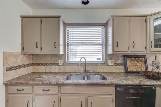 2965 CORDITE Loop, Snellville, GA 30039