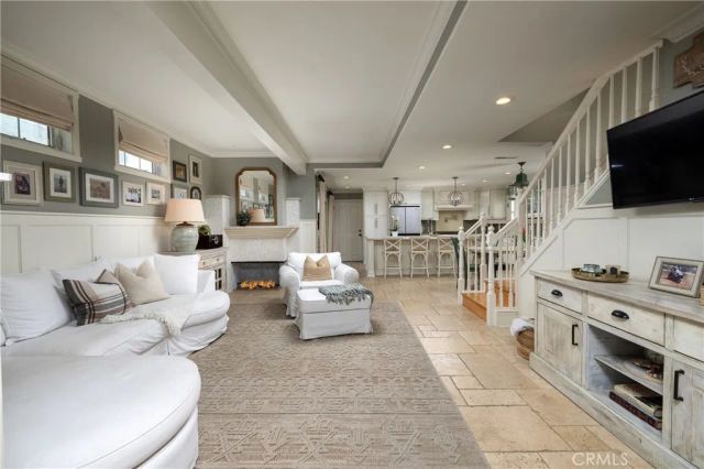 331 Walnut Street, Newport Beach, CA 92663