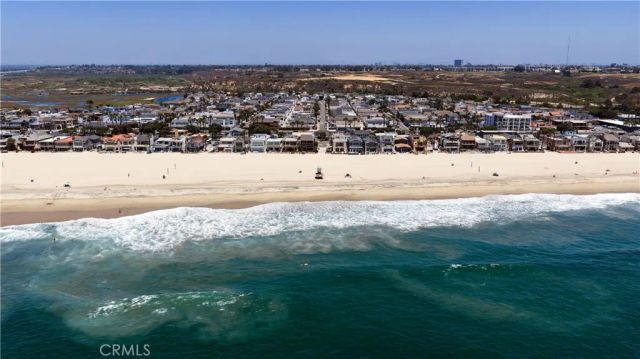 331 Walnut Street, Newport Beach, CA 92663
