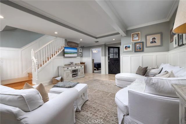 331 Walnut Street, Newport Beach, CA 92663