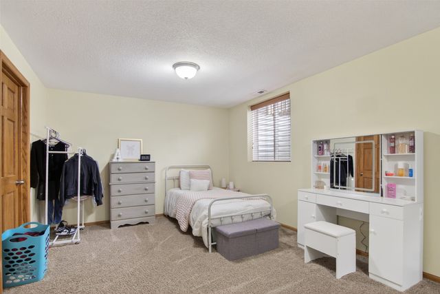 1235 Bellflower Drive, Carlisle, IA 50047