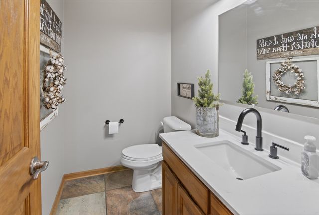 1235 Bellflower Drive, Carlisle, IA 50047