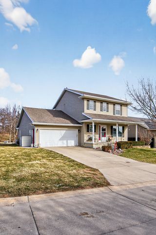 1235 Bellflower Drive, Carlisle, IA 50047
