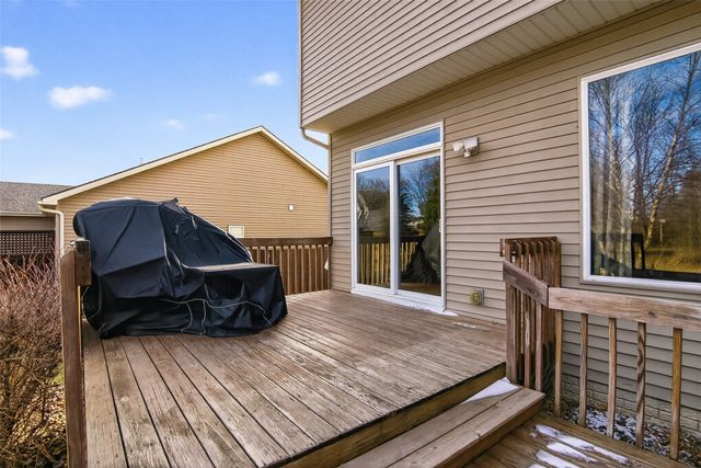 1235 Bellflower Drive, Carlisle, IA 50047