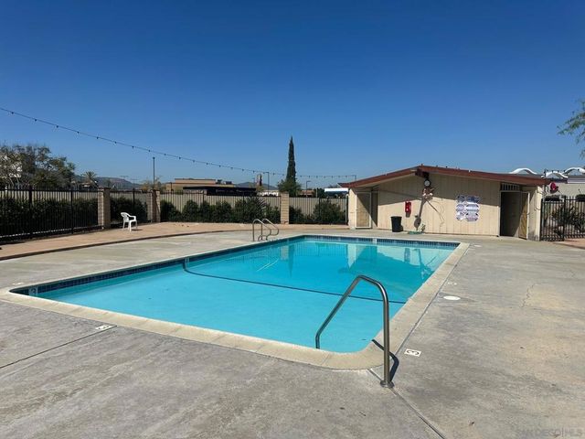 9848 Buena Vista 1, Santee, CA 92071