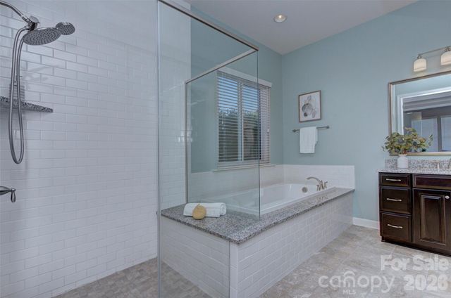 12909 Sandpiper Grove Court, Charlotte, NC 28278