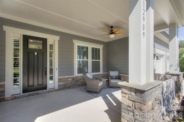12909 Sandpiper Grove Court, Charlotte, NC 28278