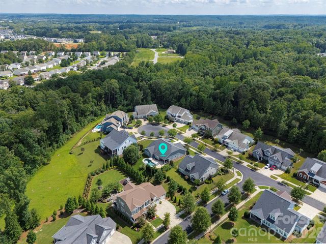 12909 Sandpiper Grove Court, Charlotte, NC 28278