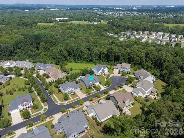 12909 Sandpiper Grove Court, Charlotte, NC 28278