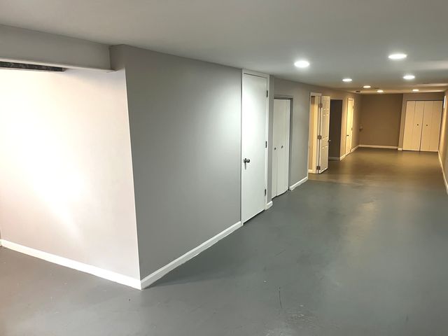 13055 S BUFFALO Avenue, Chicago, IL 60633