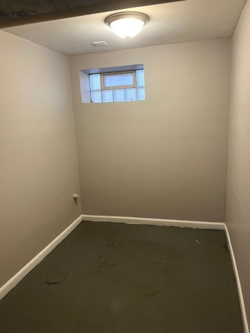 13055 S BUFFALO Avenue, Chicago, IL 60633