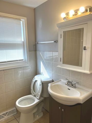 13055 S BUFFALO Avenue, Chicago, IL 60633