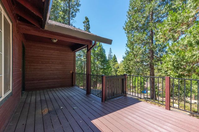 6294 Greyling Way, Pollock Pines, CA 95726