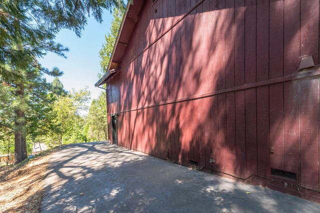 6294 Greyling Way, Pollock Pines, CA 95726