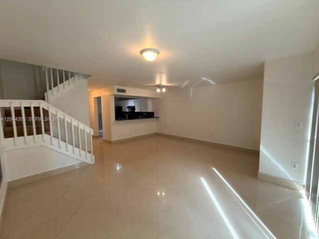 862 Crystal Lake Dr, Deerfield Beach, FL 33064