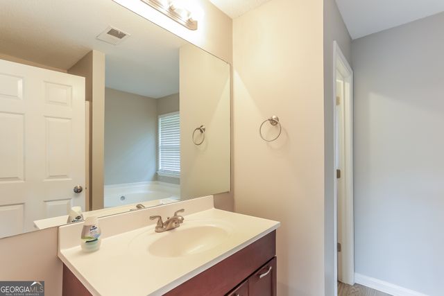 4258 Ward Bluff Drive, Ellenwood, GA 30294