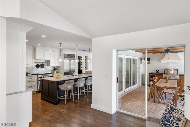 500 Dona DR, Nokomis, FL 34275