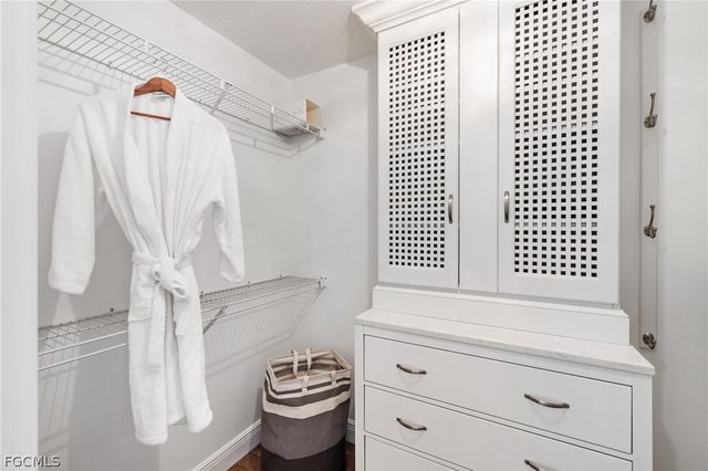 500 Dona DR, Nokomis, FL 34275