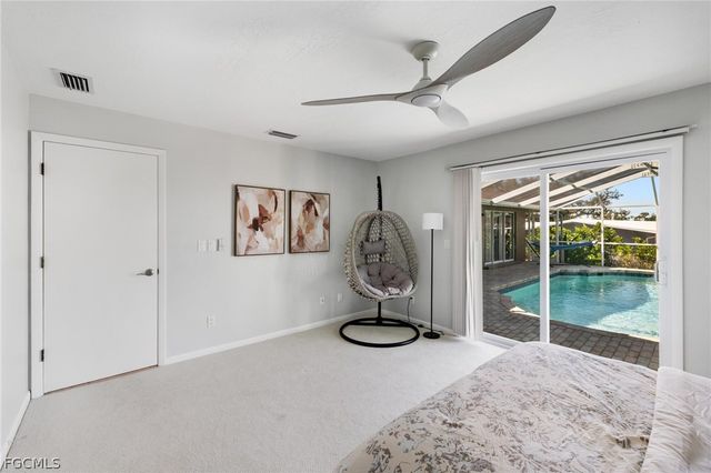 500 Dona DR, Nokomis, FL 34275