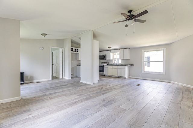 3785 Mayfield Dr., Conway, SC 29526