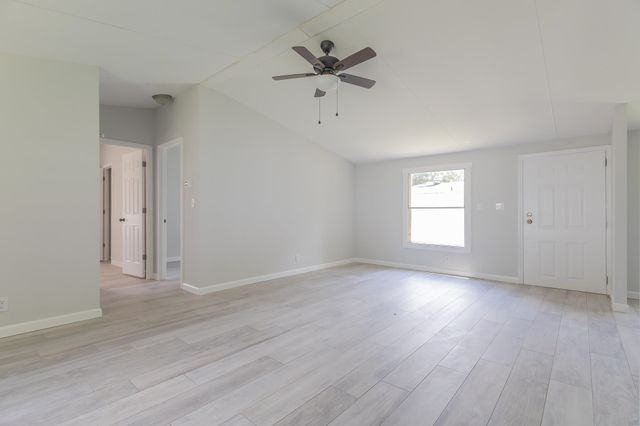 3785 Mayfield Dr., Conway, SC 29526