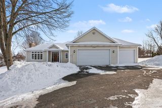 4964 Laurelwood Drive, City Of Hudsonville, MI 49426