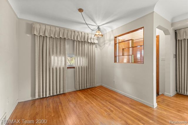27143 Westland Road, Redford, MI 48240