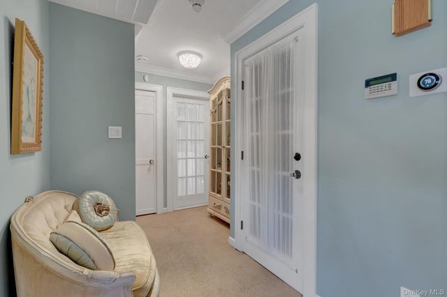 257 Shadybrook Lane, West Islip, NY 11795
