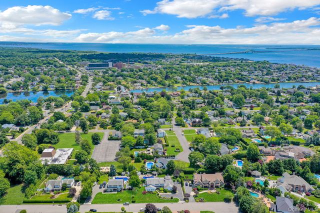 257 Shadybrook Lane, West Islip, NY 11795